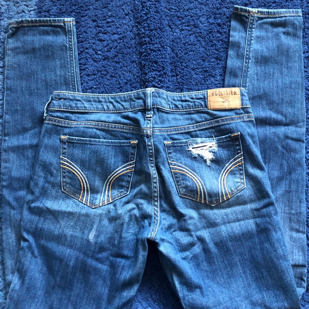 Hollister tipped style jeans